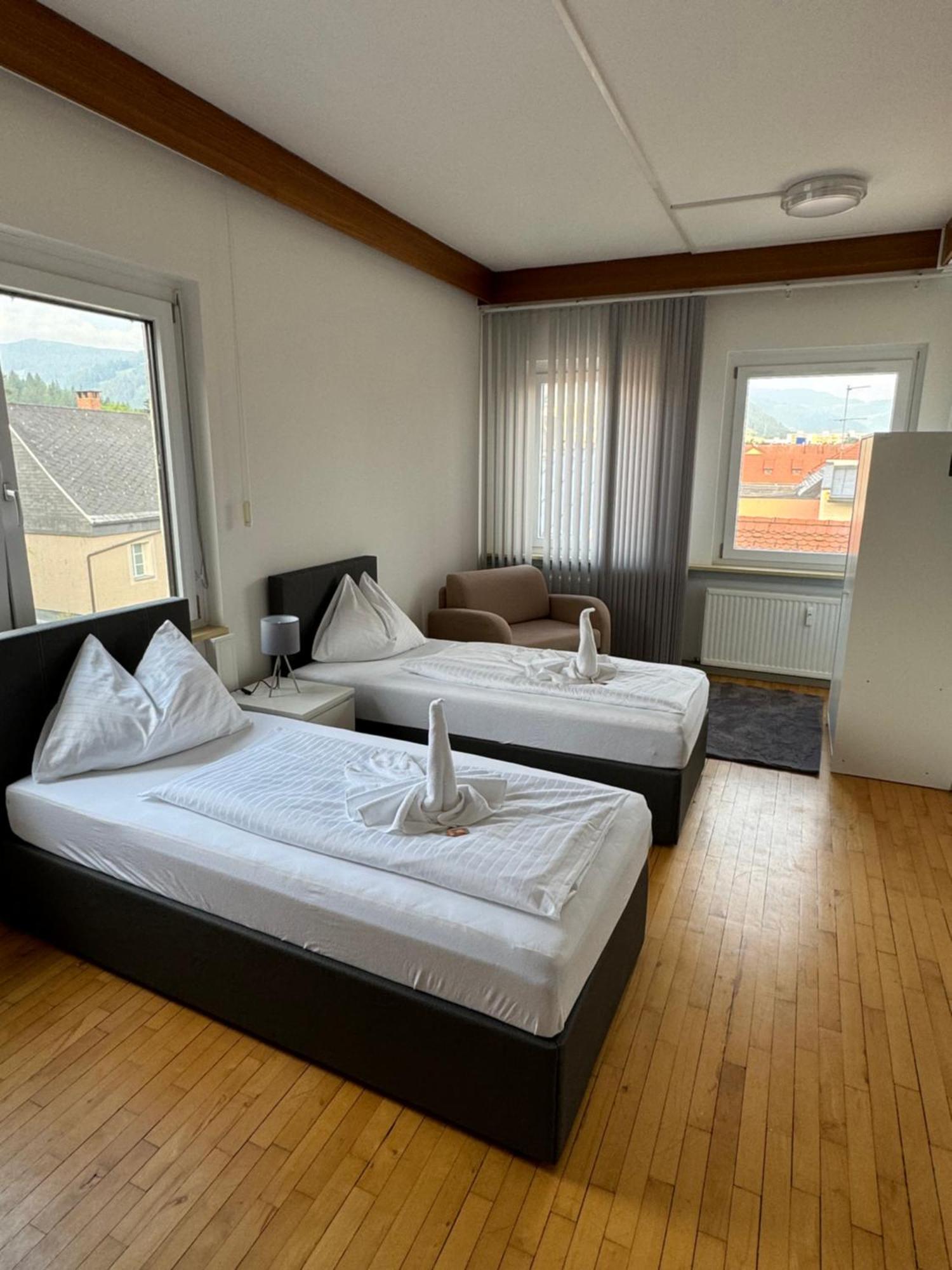 Stadthotel Schwerterbraeu Judenburg Extérieur photo