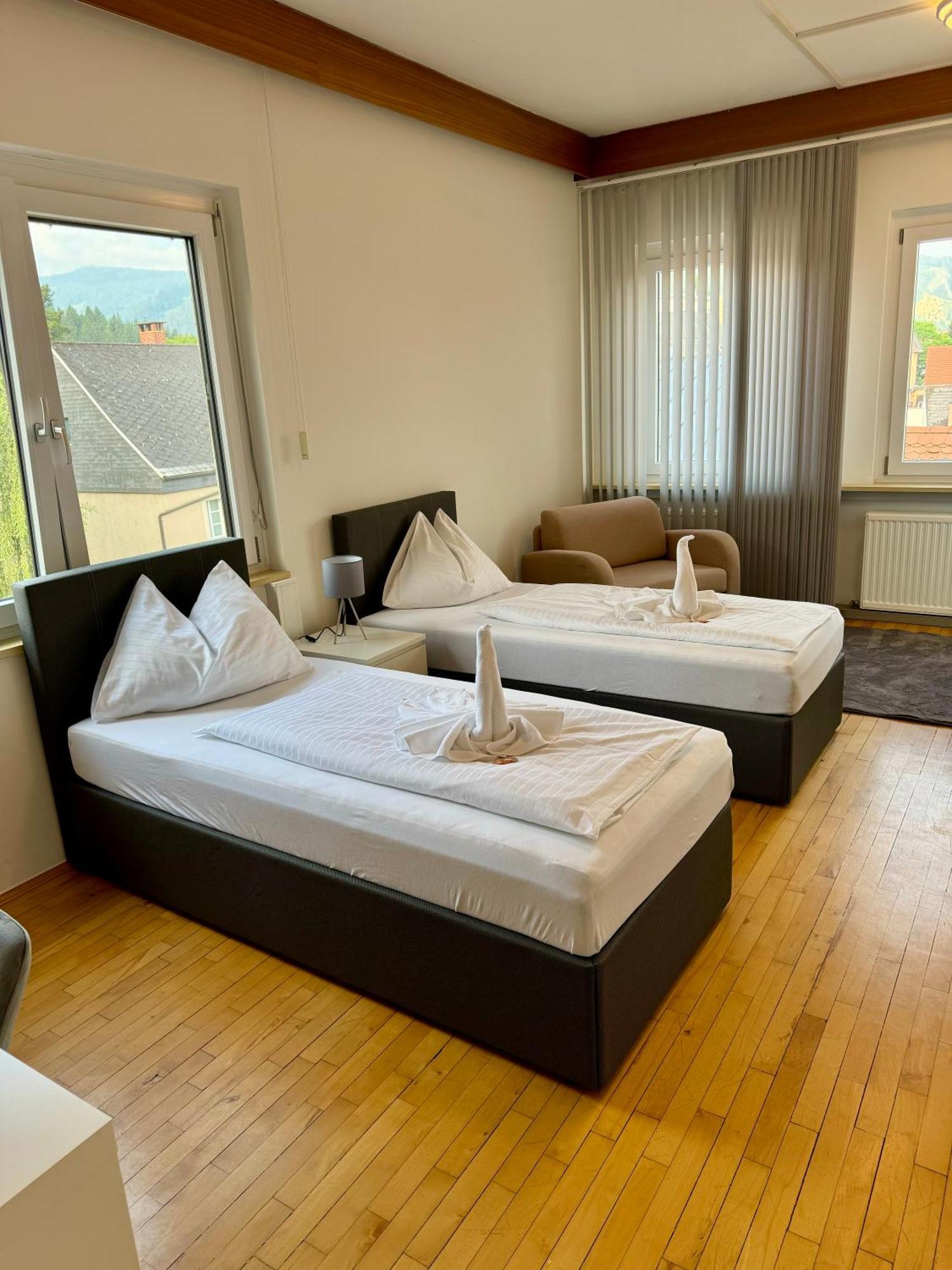 Stadthotel Schwerterbraeu Judenburg Extérieur photo