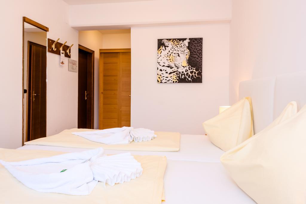 Stadthotel Schwerterbraeu Judenburg Extérieur photo
