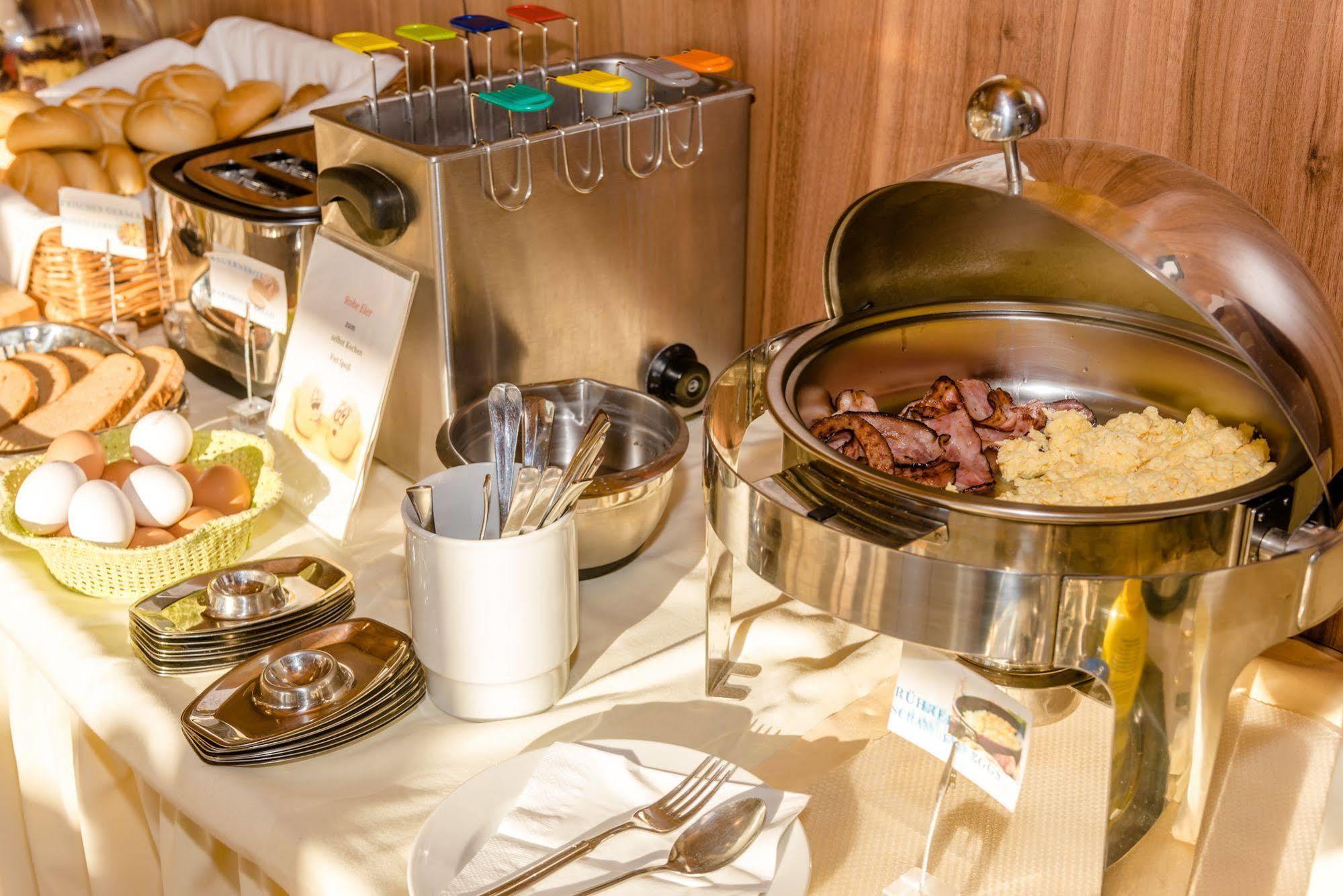 Stadthotel Schwerterbraeu Judenburg Extérieur photo
